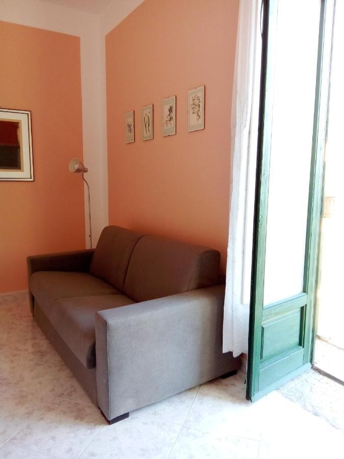 Apartament Al Crocifisso...Da Nonna Pia Salerno Zewnętrze zdjęcie
