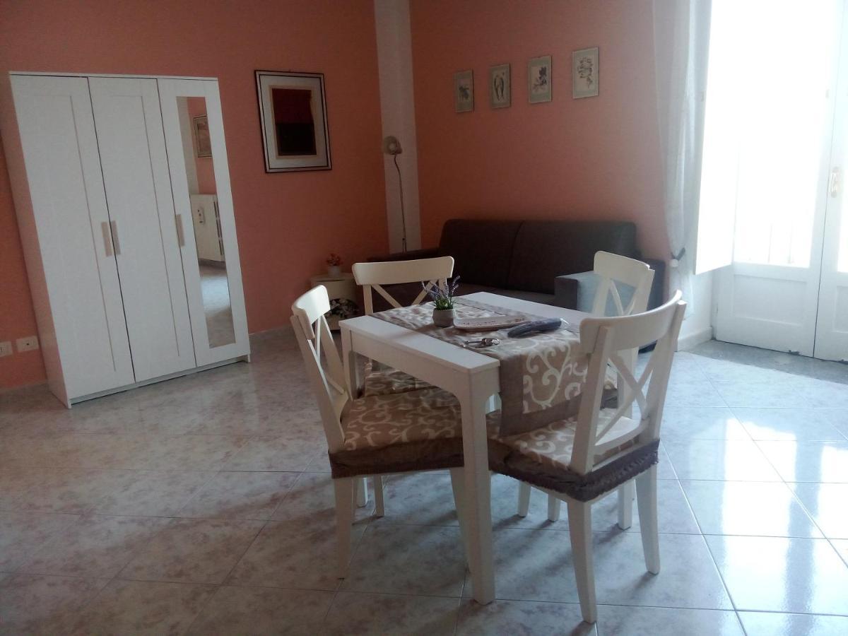 Apartament Al Crocifisso...Da Nonna Pia Salerno Zewnętrze zdjęcie